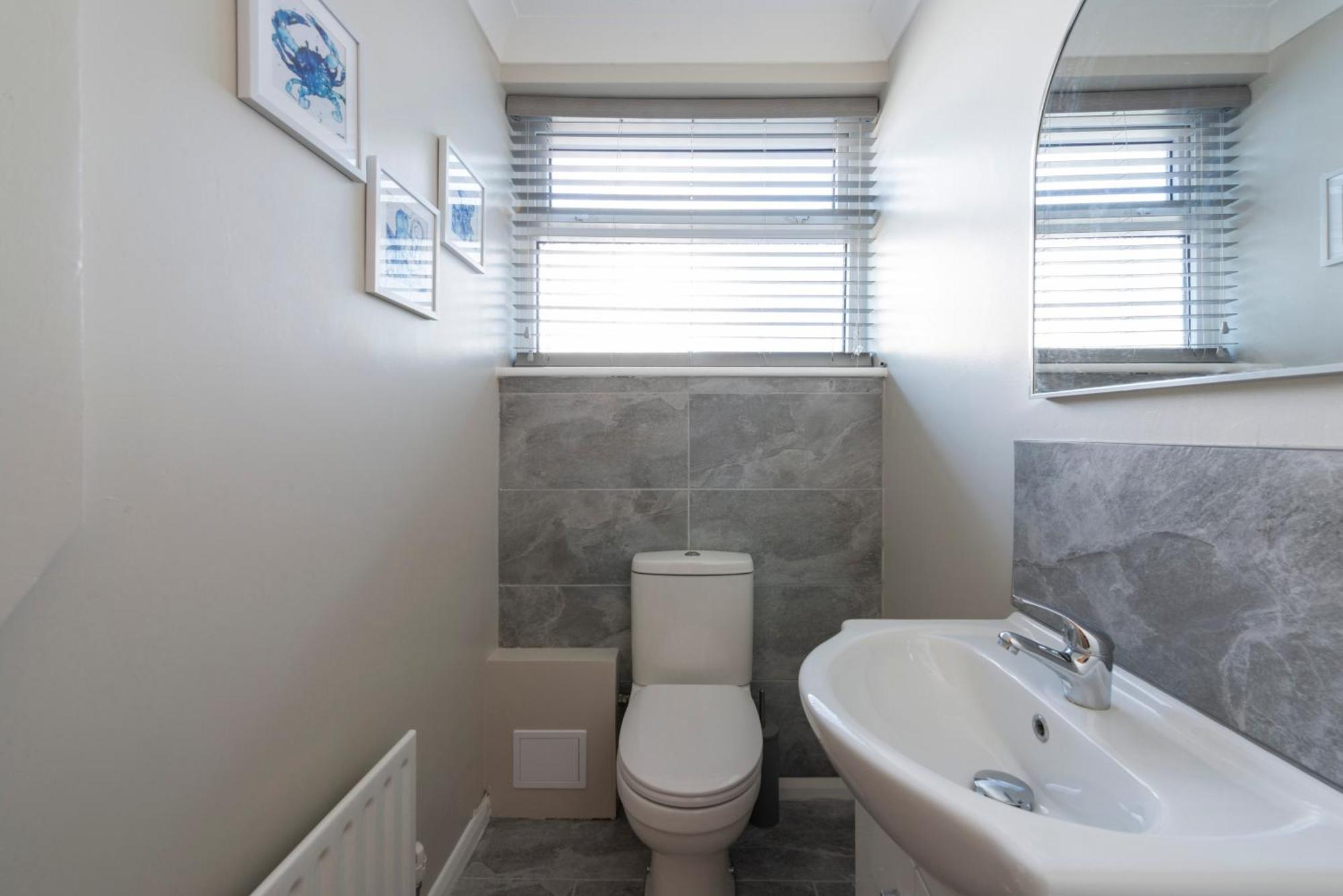 5 Bedroom Detached Beach House Poole Extérieur photo