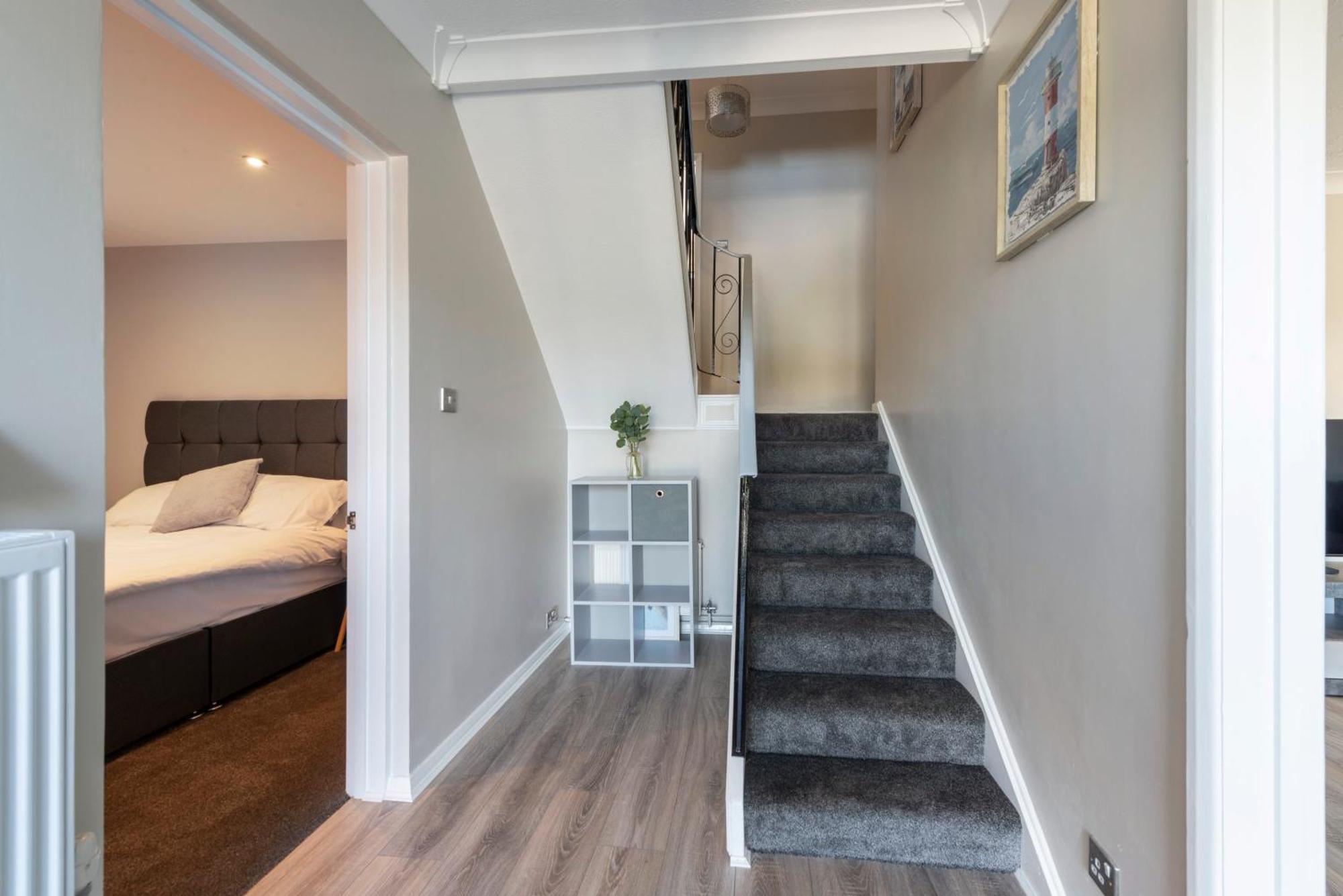5 Bedroom Detached Beach House Poole Extérieur photo